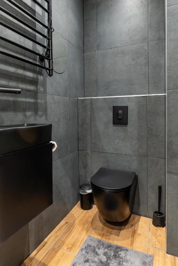 Downtown Luxury By Stlcz With 2 Bathrooms Budapest Bagian luar foto