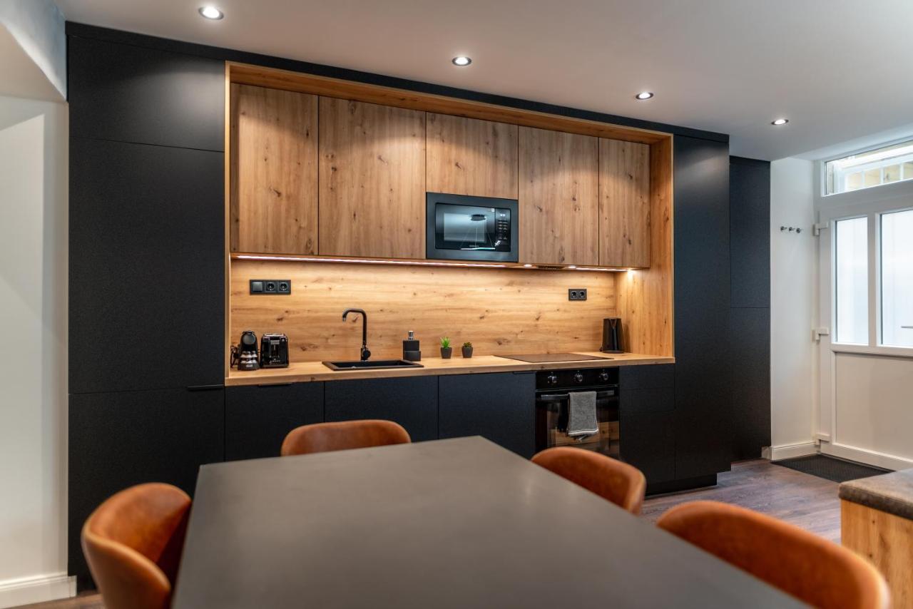 Downtown Luxury By Stlcz With 2 Bathrooms Budapest Bagian luar foto